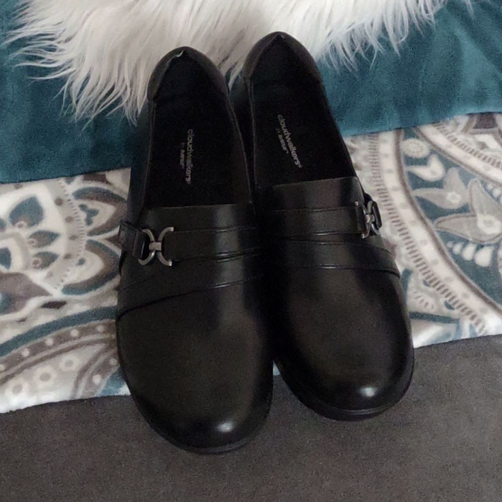 Avenue Cloud Walker loafer chunky heel black
